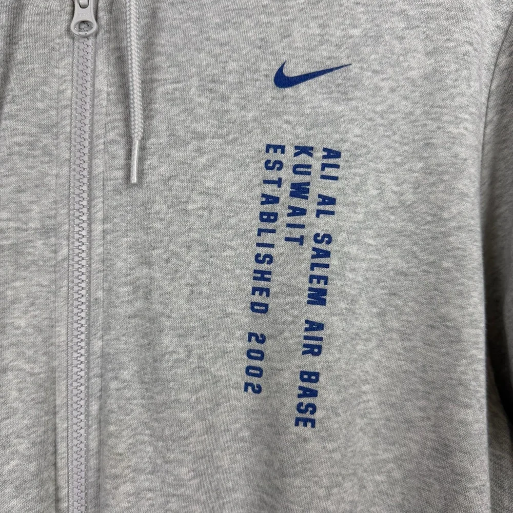 Nike excellent preowned